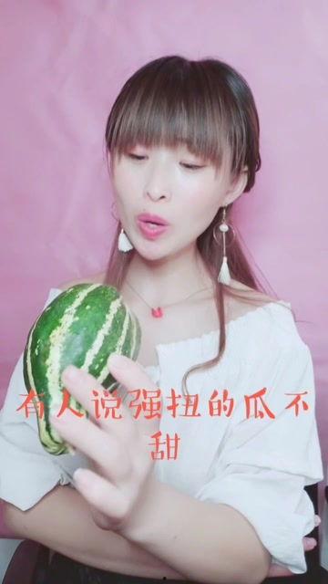 娱乐吃瓜酱燃脂,揭秘明星健身秘诀与美食诱惑